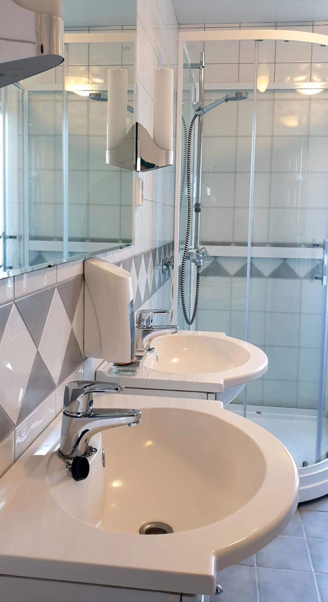 Tautra Klostergarden Bed & Breakfast المظهر الخارجي الصورة